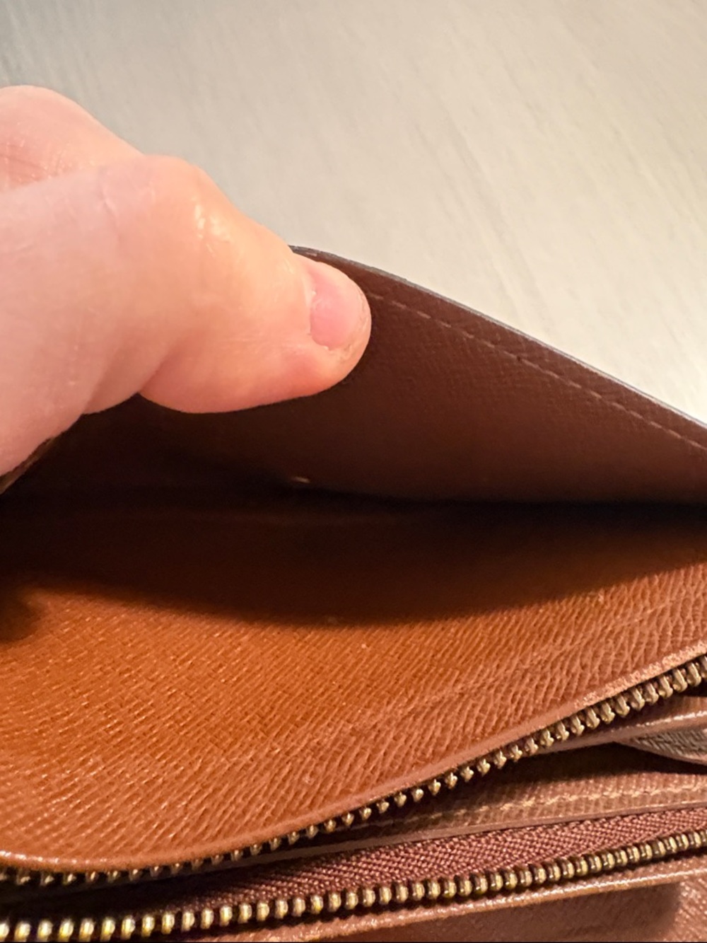 Louis Vuitton Monogram Canvas compact Wallet - Brown and Tan - Picture 8 of 14